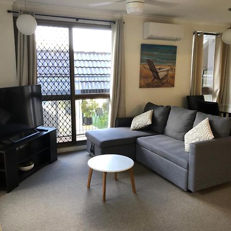 Coral Towers Holiday Suites Cairns Zewnętrze zdjęcie
