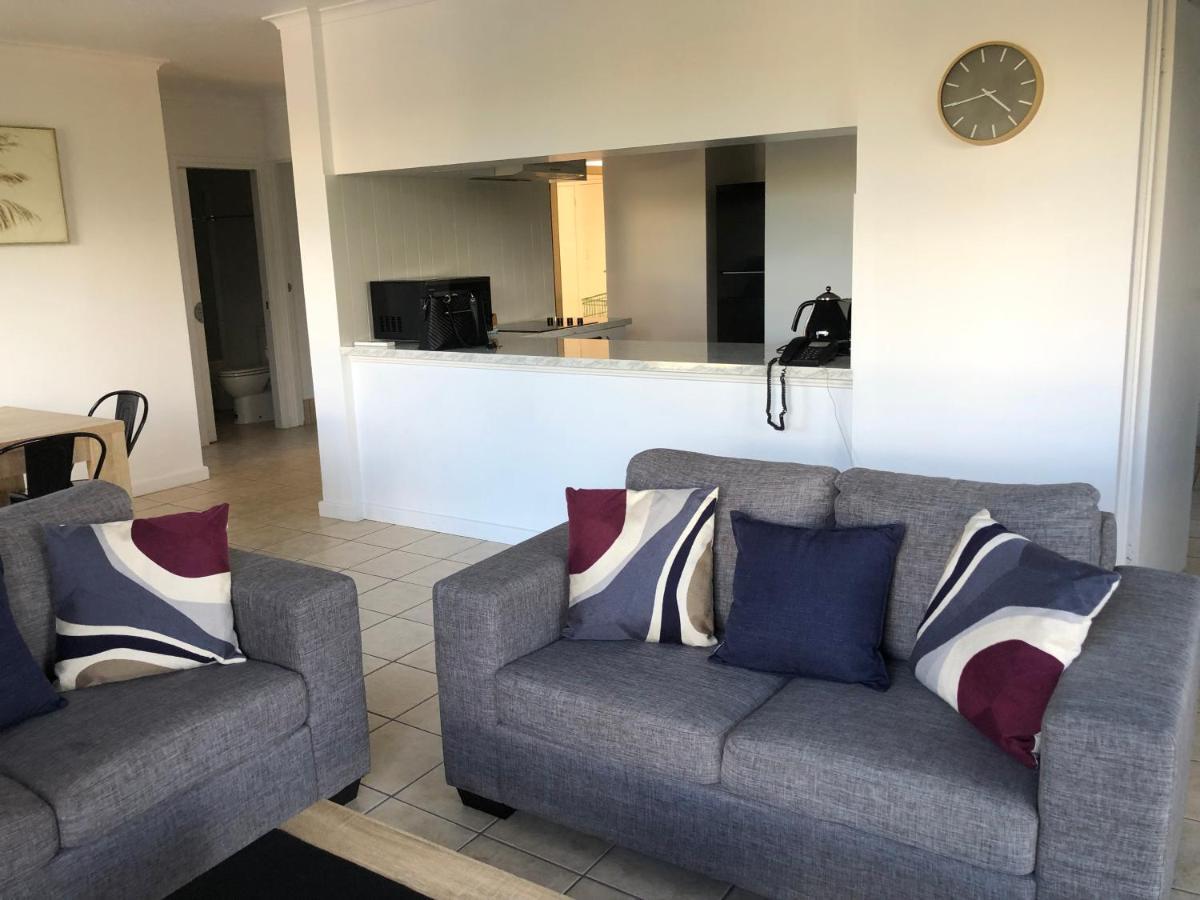 Coral Towers Holiday Suites Cairns Zewnętrze zdjęcie