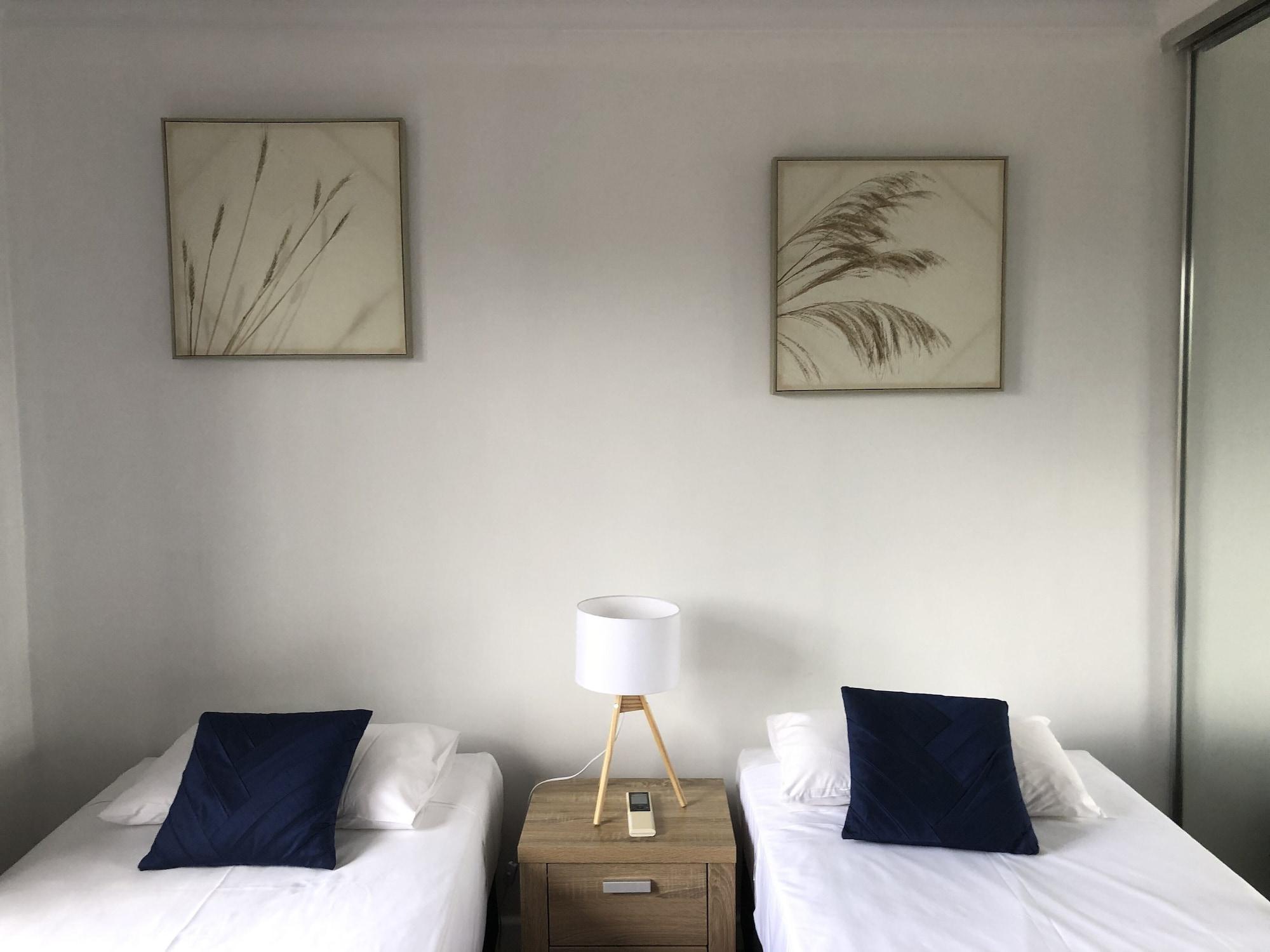Coral Towers Holiday Suites Cairns Zewnętrze zdjęcie